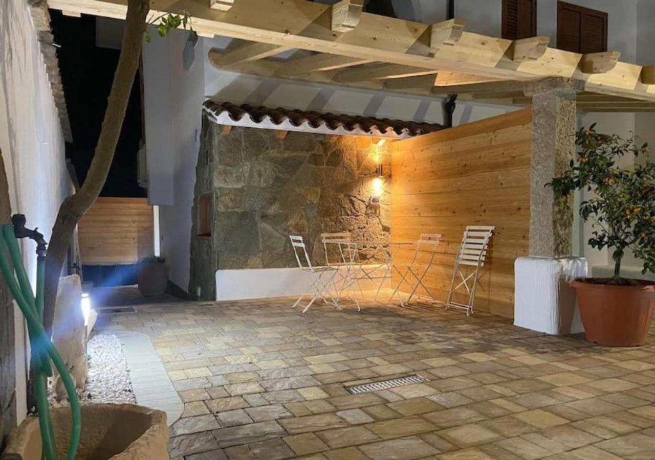 Loft Comodo Ed Elegante • Wi-Fi E Colazione Sanluri Exterior photo